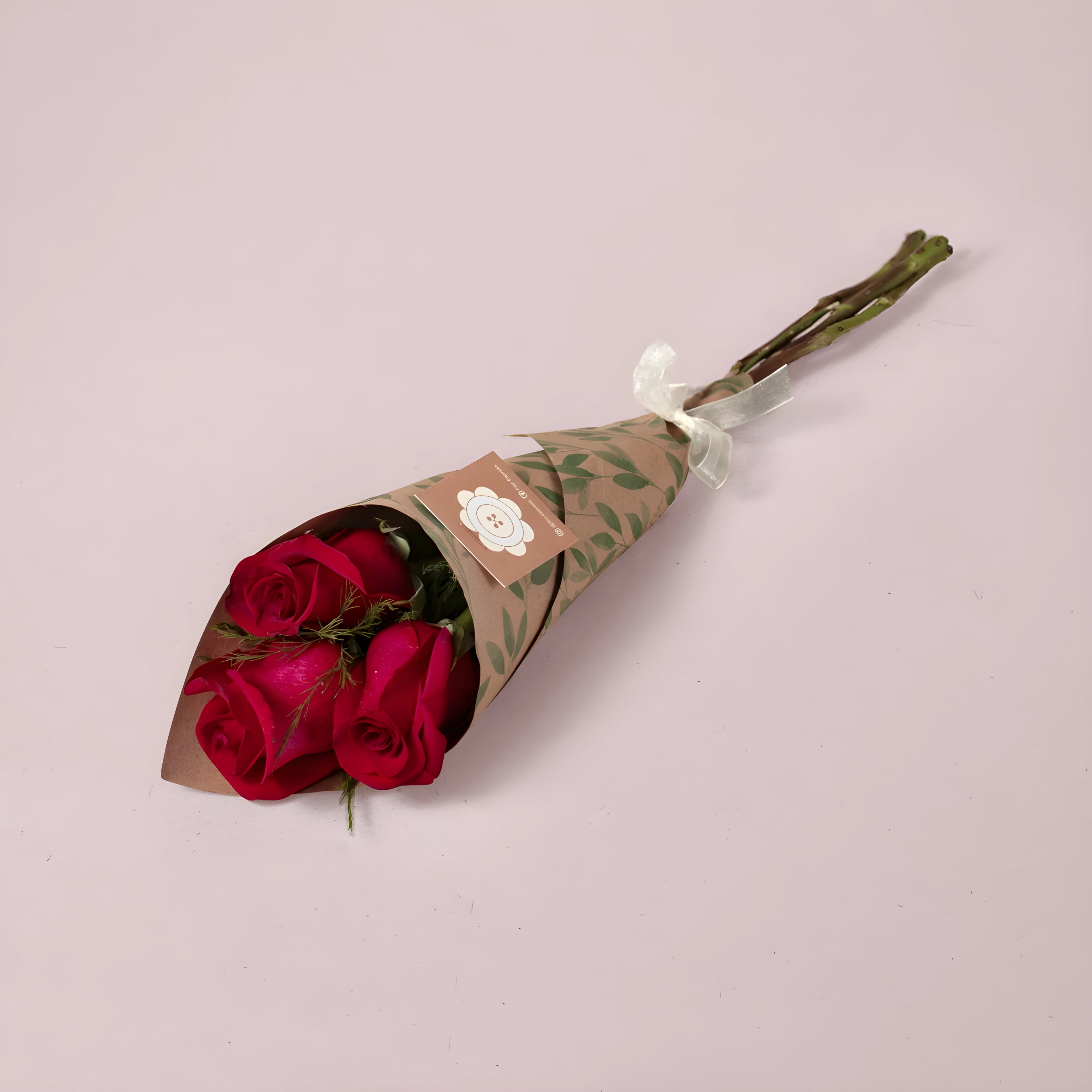 Trio De Rosas