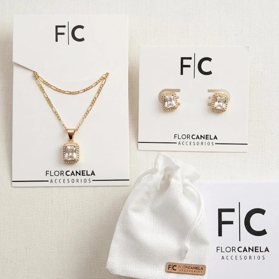 Juego de Collar y Aretes